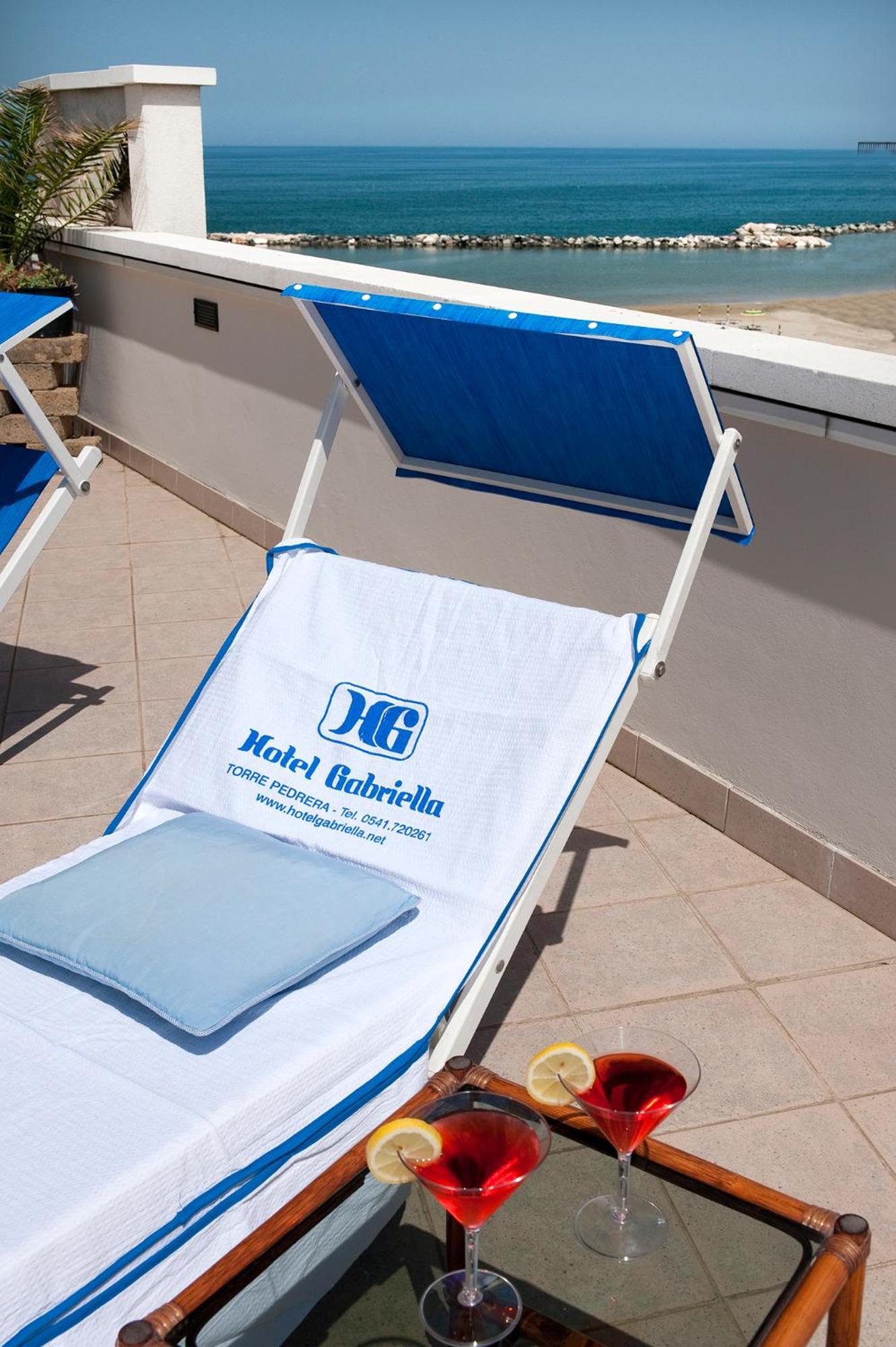 Hotel Gabriella Rimini Exterior foto